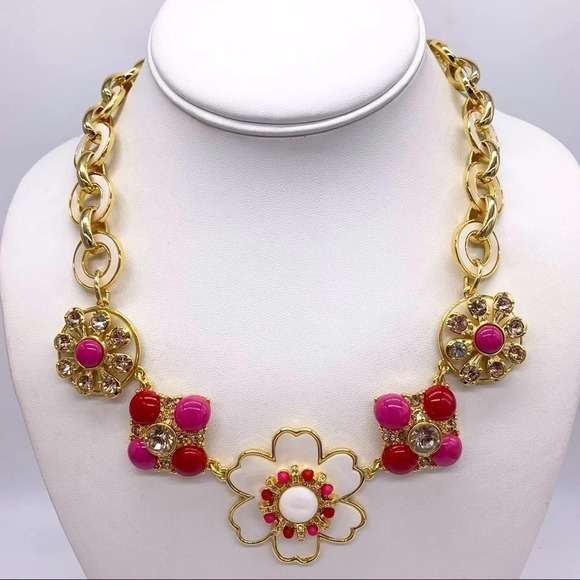 Talbots Jewelry - Talbots Flower Link Gold Necklace